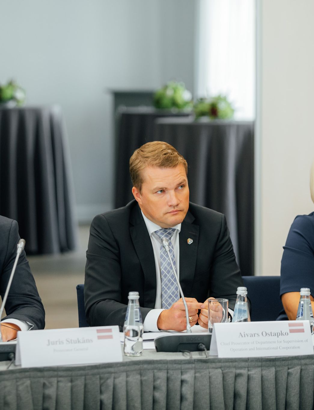 Par virsprokurora iecelšanu