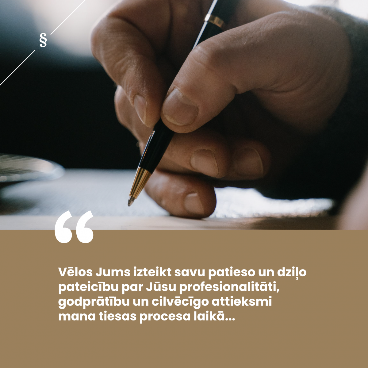 Attēlā redzams, ka tiek rakstīta vēstule. Attēla avot: Pexels
