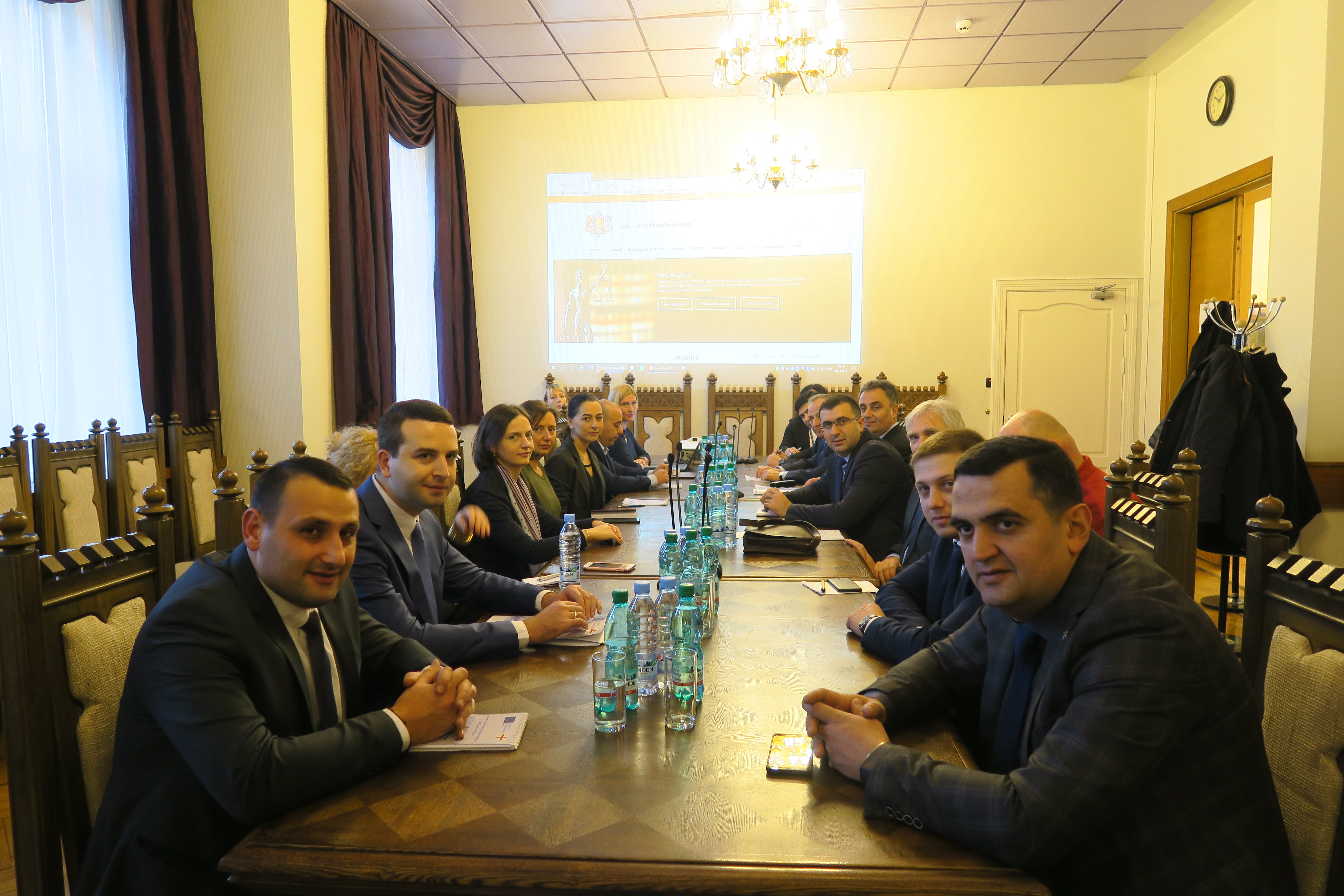 Attēls: Noritējusi Gruzijas prokuratūras un policijas pārstāvju delegācijas vizīte Latvijā