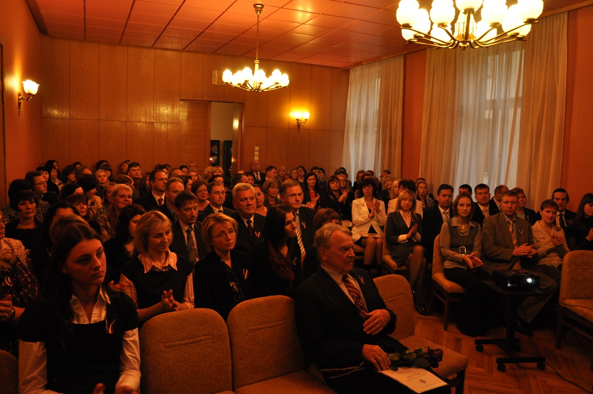 Latvijas Republikas proklamēšanas 93. gadadienai veltīts svinīgs pasākums 2011. gada 17. novembrī - 