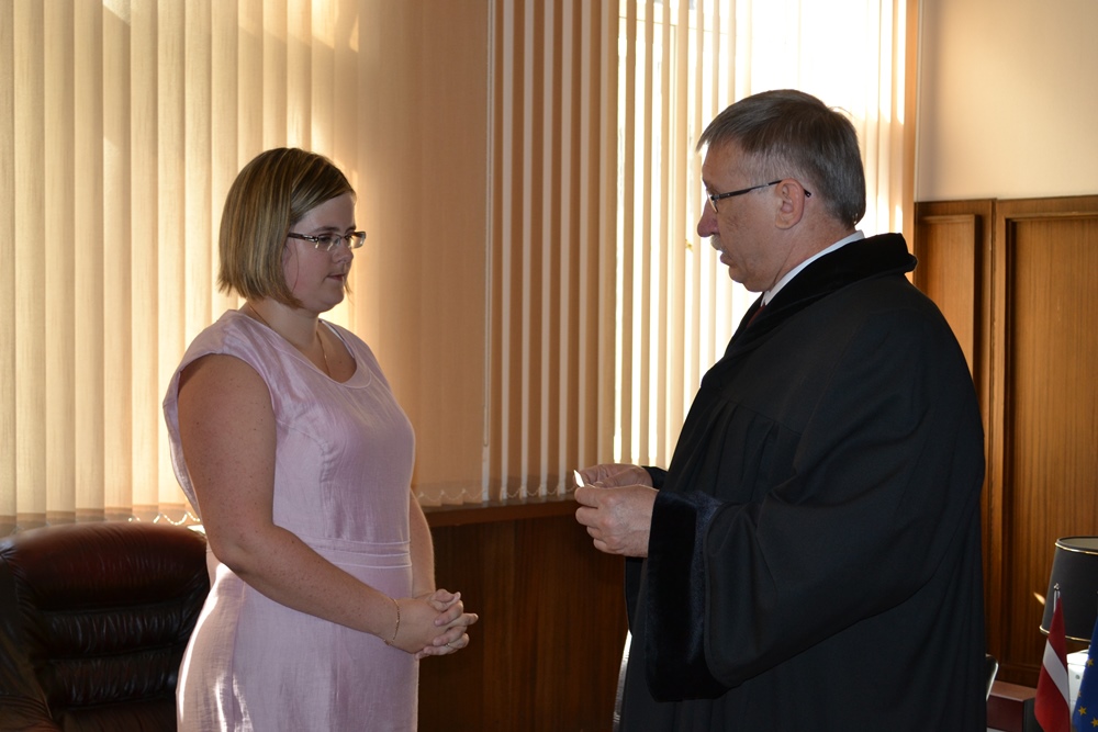 Ģenerālprokurors pieņem jaunās prokurores A.Tulinskas zvērestu 2014.gada 10.jūlijā - 