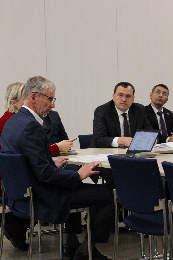 Prokuratūru apmeklē Uzbekistānas tieslietu sistēmas pārstāvji - 