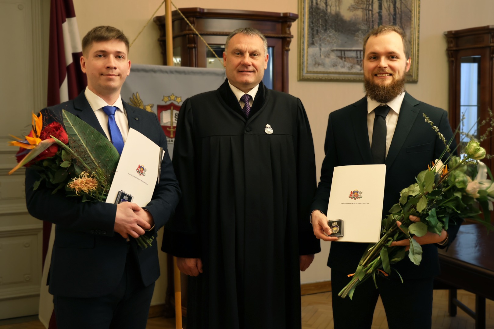 Prokuroru saimei pievienojas divi prokurori