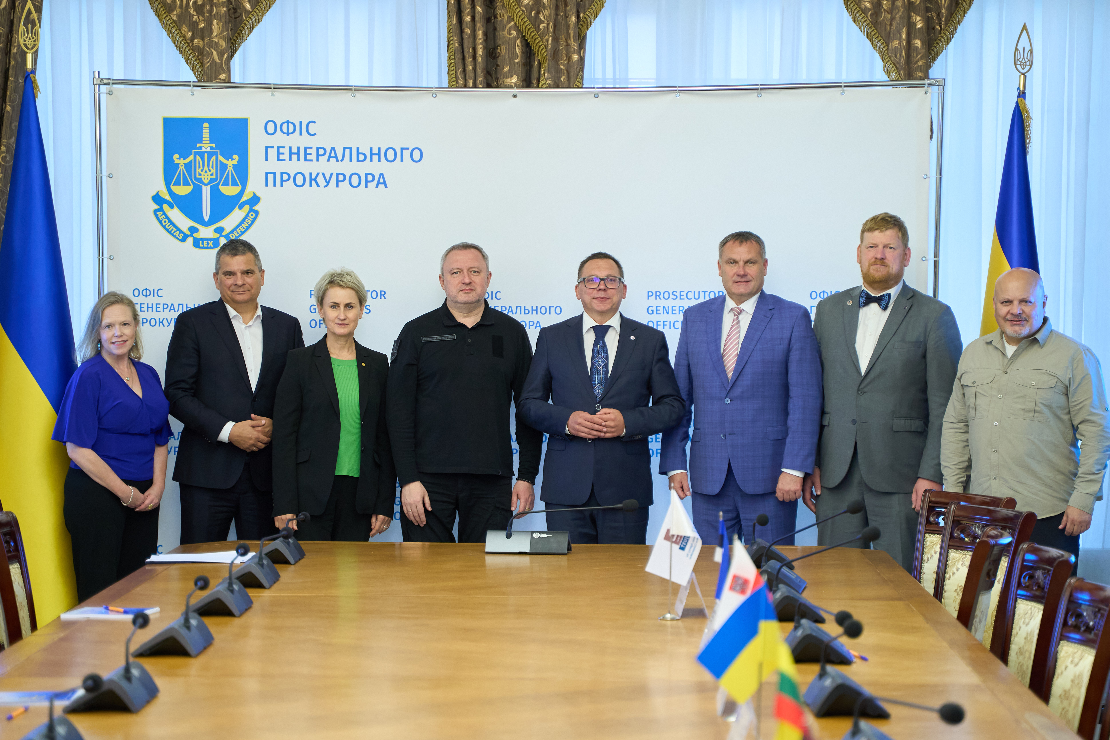 Kijivā tiekas apvienotās izmeklēšanas grupas dalībnieki